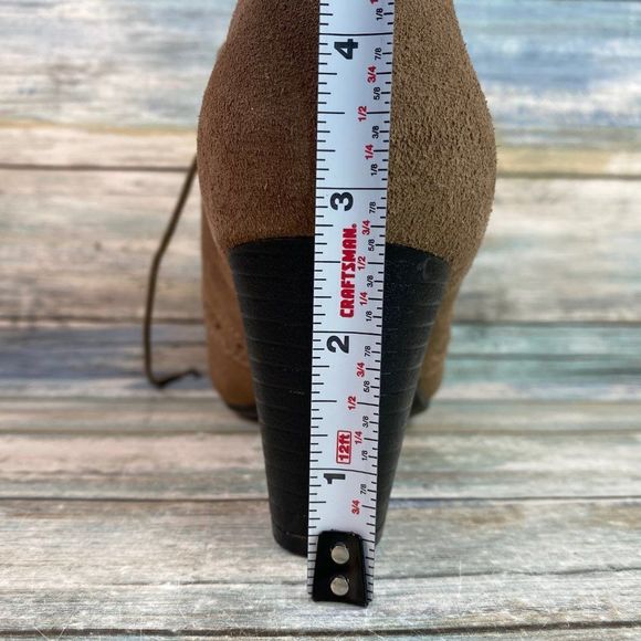 Clarks Taupe Brown Lace up Booties - Picture 11 of 12